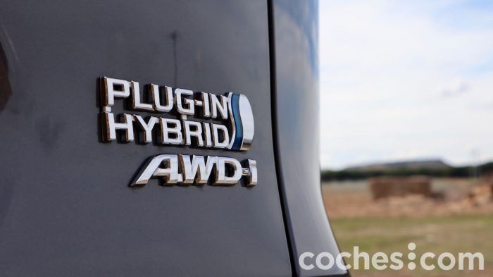 Toyota RAV4 PHEV Prueba Detalle 5 700x393