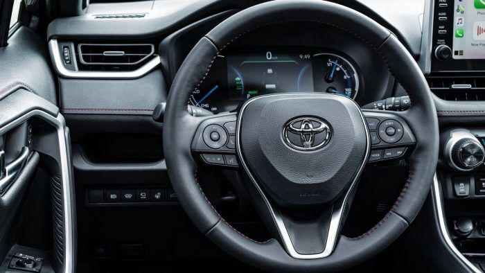 Toyota RAV4 PHEV Prueba Interior 2 700x394