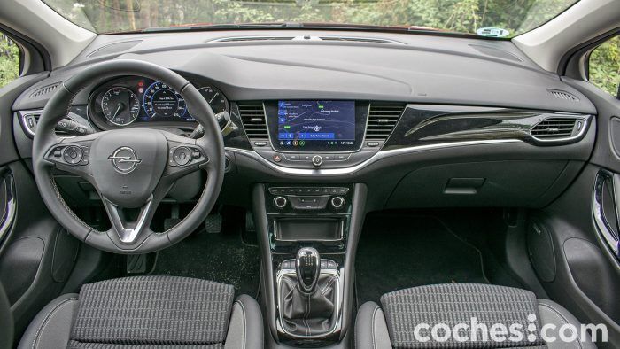 Opel Astra Prueba 13 700x394