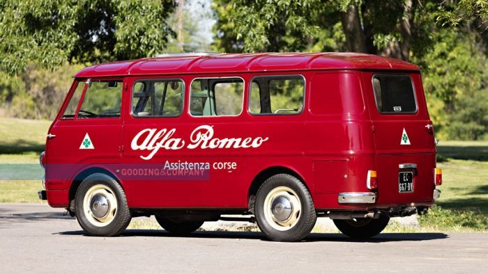 Alfa Romeo Autotutto 1961 3 700x394