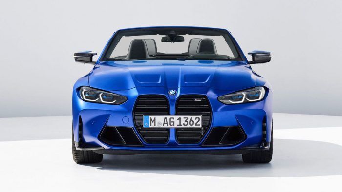 BMW M4 Competition M XDrive Cabrio 2021 58 700x394