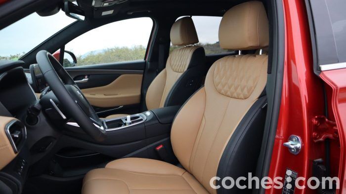 Hyundai Santa Fe Prueba Interior 13 700x393