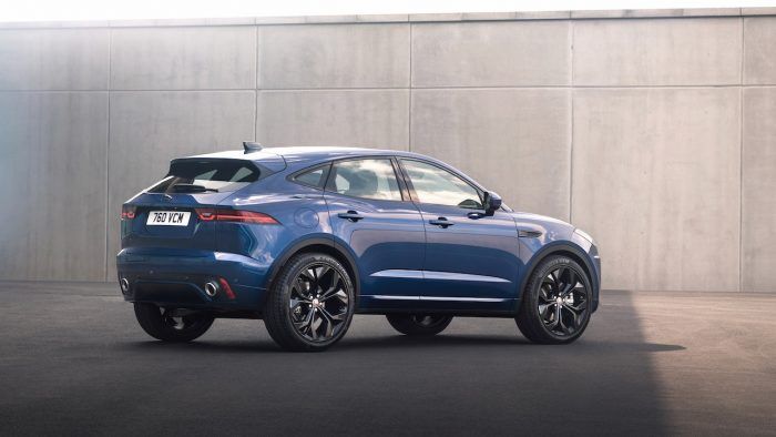 Jaguar E Pace R Dynamic Black Edition 7 700x394