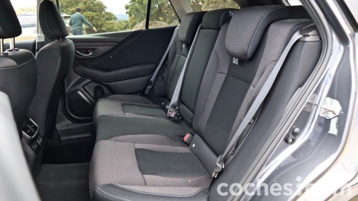 Subaru Outback Trek Prueba Interior 2 700x393