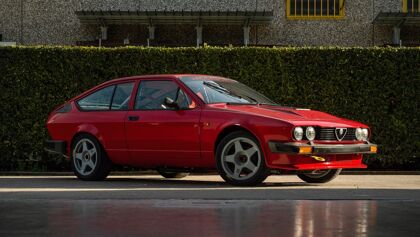 Alfa Romeo GTV6 2.5 Autodelta, el Alfetta llevado a límites insospechados