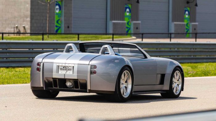 Ford Shelby Cobra Concept 16 700x394