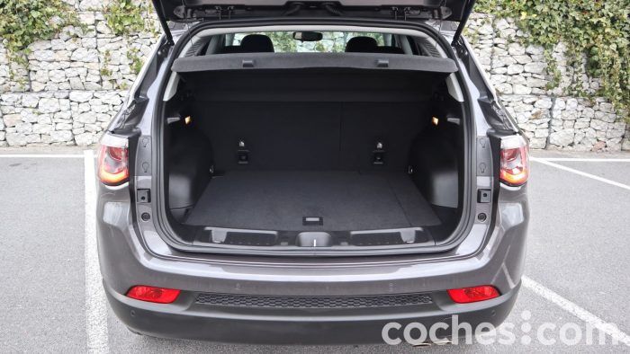 Jeep Compass 4xe Prueba Maletero 1 700x394