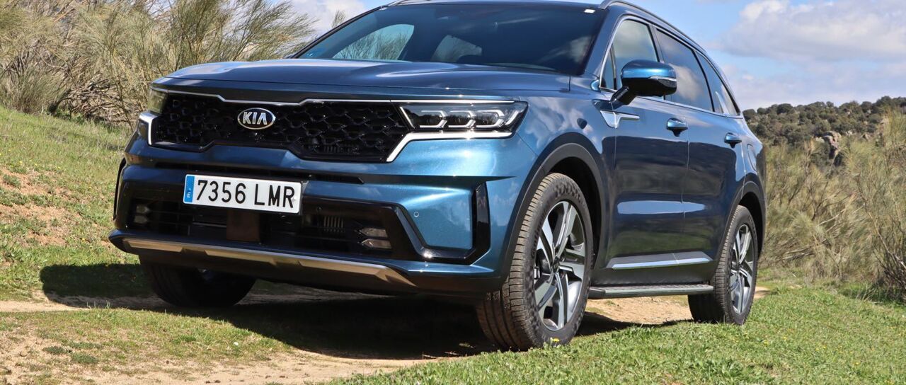 Todas las noticias de coches en un solo portal: Pruebas, fotos, vídeos, informes...