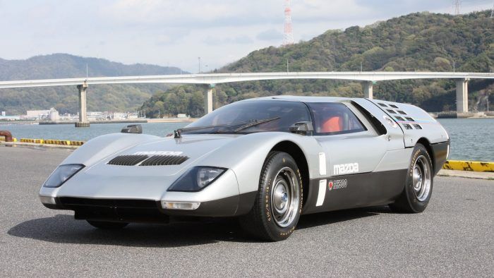 Mazda RX500 7 700x394