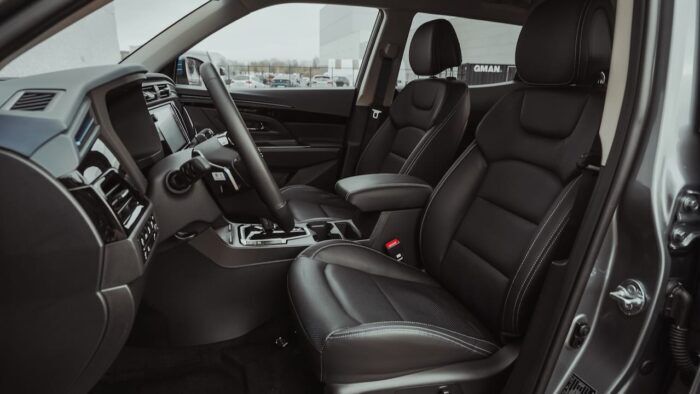 SsangYong Korando E Motion Interior 5 700x394
