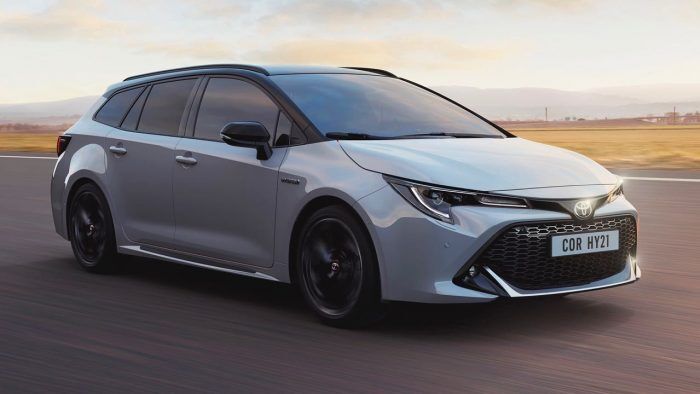 Toyota Corolla Touring Sports GR SPORT 2021 7 700x394