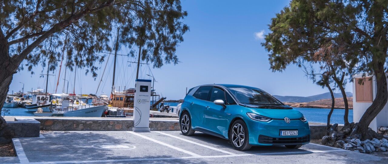 Todas las noticias de coches en un solo portal: Pruebas, fotos, vídeos, informes...