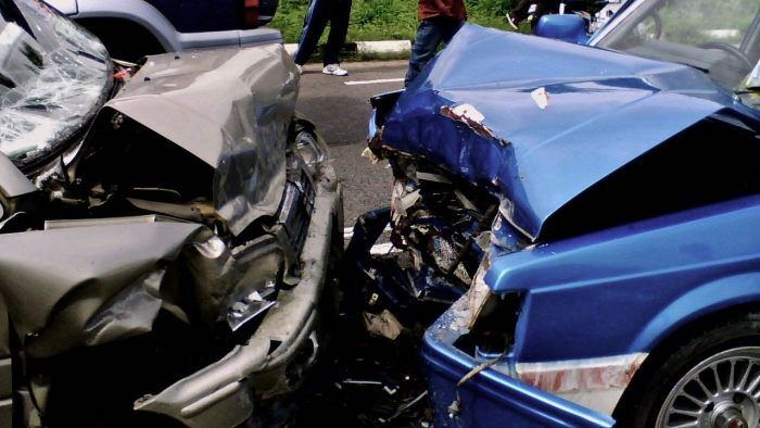 Accidente Dos Coches 700x394