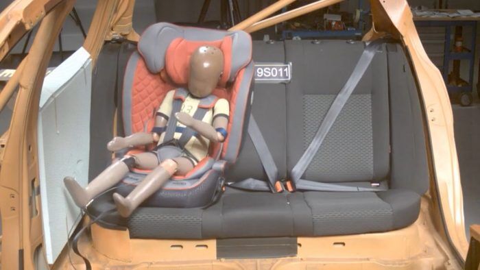 Pruebas Sillas Infantiles 1 700x394