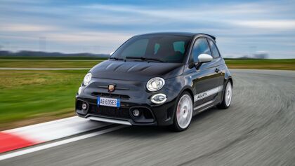Abarth 695 Esseesse: así es el nuevo tope de gama