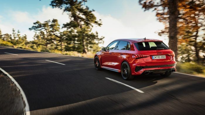 Audi RS 3 Sportback 10 700x394
