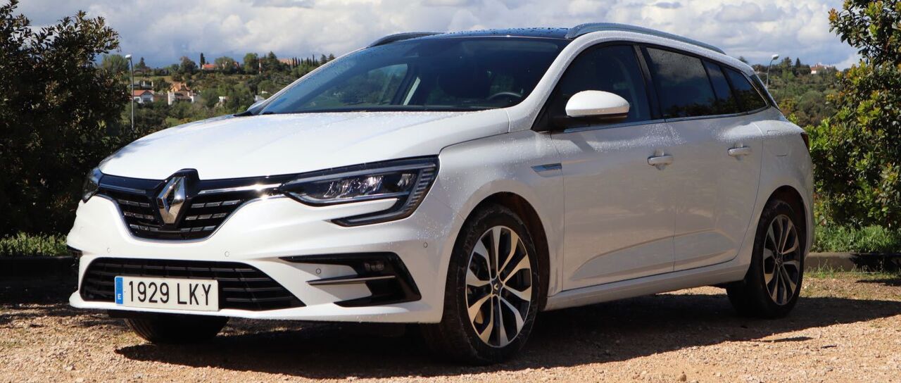 Todas las noticias de coches en un solo portal: Pruebas, fotos, vídeos, informes...