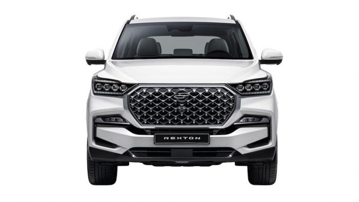 SsangYong Rexton 2021 1 700x394