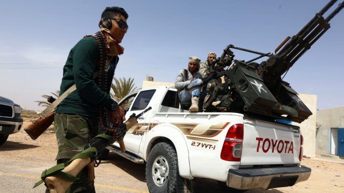 Toyota Hilux Medio Oriente 2 700x394