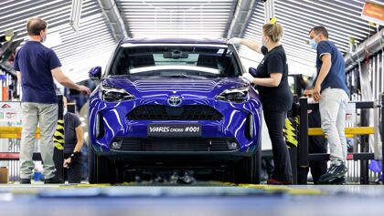 Toyota tendrá que recortar su producción mundial un 40 % por la escasez de chips