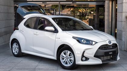 Toyota Yaris ECOVan 2021: el híbrido, también en versión comercial