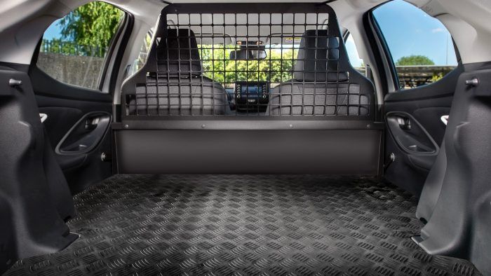 Toyota Yaris ECOVan 10 700x394