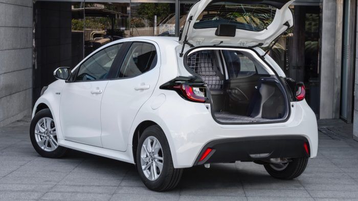 Toyota Yaris ECOVan 4 700x394