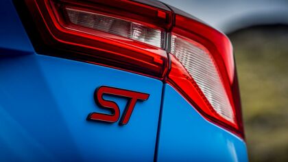 ¿Volverá el esplendor de los Ford ST y RS? Parece que sí, pero en formato eléctrico