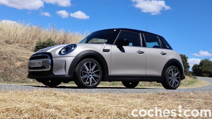 MINI Cooper 5 Puertas Prueba 1 700x394