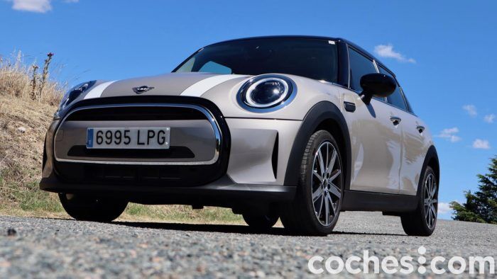 MINI Cooper 5 Puertas Prueba 2 700x394