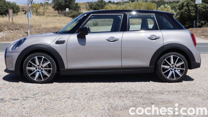 MINI Cooper 5 Puertas Prueba 8 700x394