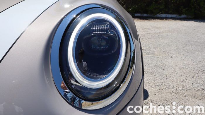 MINI Cooper 5 Puertas Prueba Detalle 2 700x393