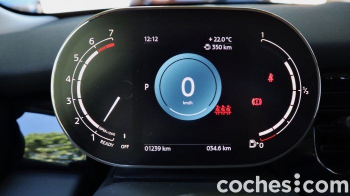 MINI Cooper 5 Puertas Prueba Interior 18 700x393