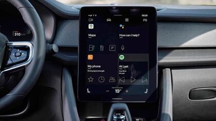 Google da otro paso para conquistar el coche