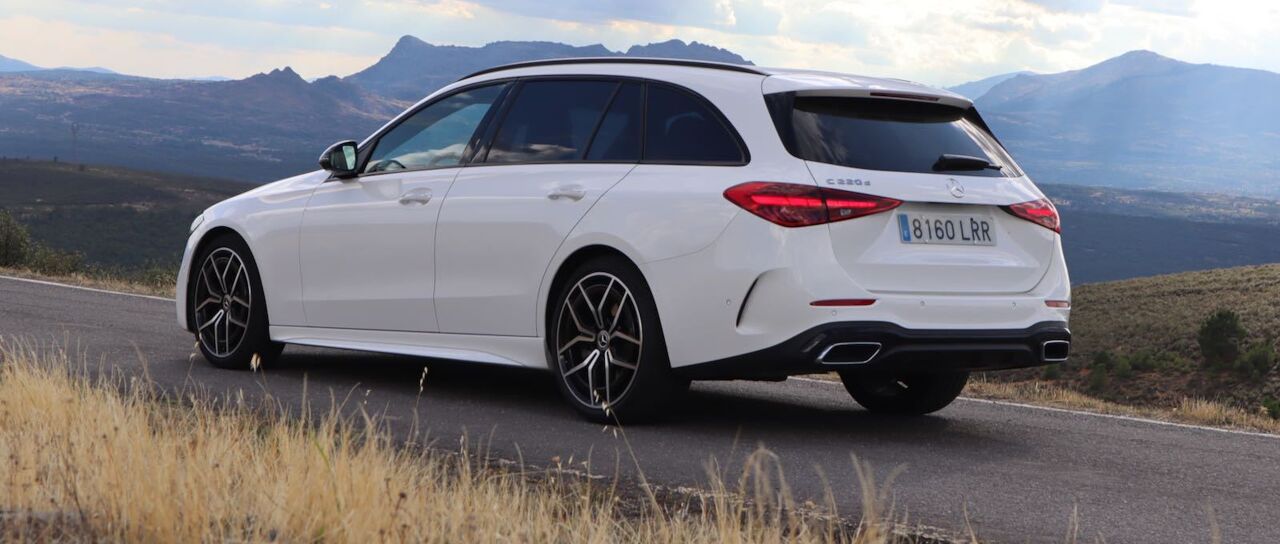 Todas las noticias de coches en un solo portal: Pruebas, fotos, vídeos, informes...