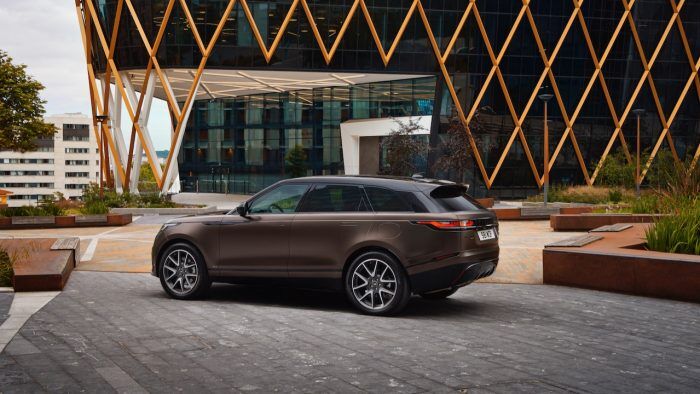 Range Rover Velar Auric Edition 6 700x394