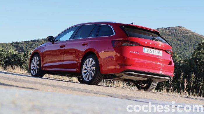 Skoda Octavia Combi IV Prueba 10 700x393