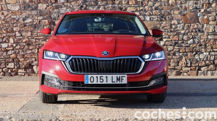 Skoda Octavia Combi IV Prueba 2 700x393
