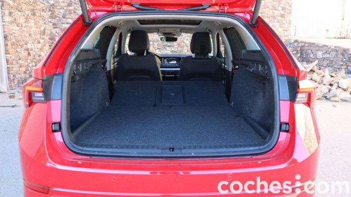 Skoda Octavia Combi IV Prueba Maletero 7 700x393