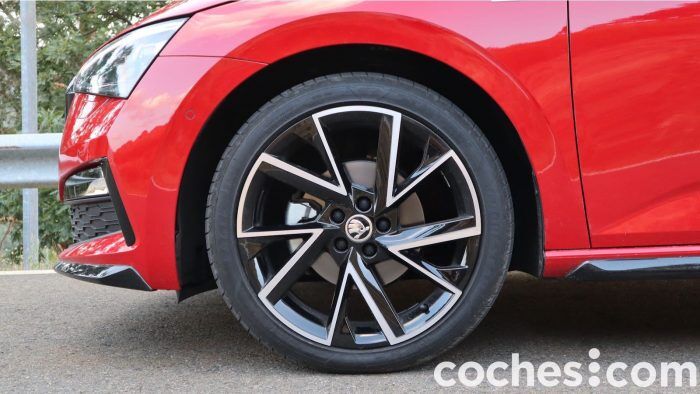 Skoda Scala Montecarlo Prueba Detalle 8 700x394