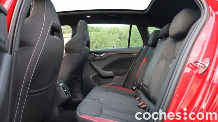 Skoda Scala Montecarlo Prueba Interior 3 700x393