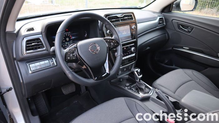 SsangYong Tivoli Grand Prueba Interior 1 700x393