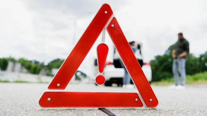 Triangulo Virtual V 27 Senal DGT 1 700x394