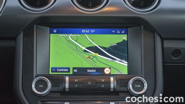 Ford Mustang Gt V8 Prueba 22 700x394