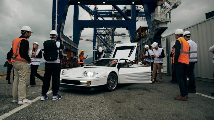 Ferrari Testarossa Officine Fioravanti Restomod 12 700x394