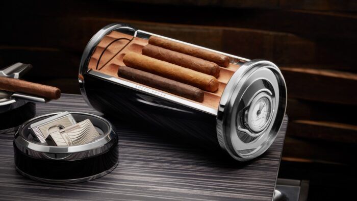 Rolls Royce Cellarette Whisky Y Puros 2 700x394