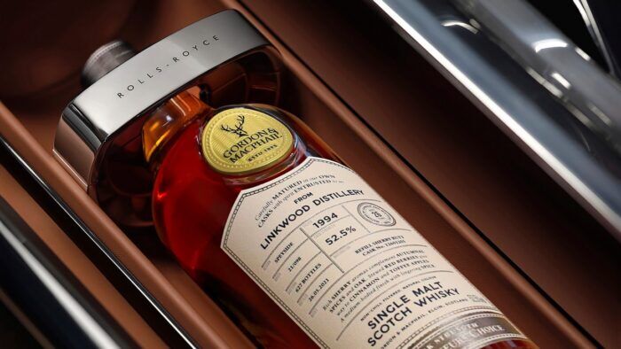 Rolls Royce Cellarette Whisky Y Puros 7 700x394