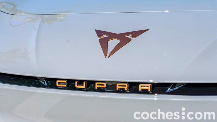 Cupra Born Prueba Contacto 47 700x394