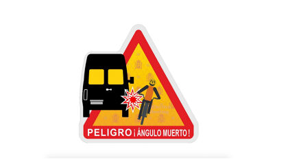 La nueva señal de la DGT para los vehículos grandes que quieran ponerla