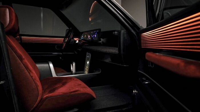 Hyundai Grandeur Restomod Hyundai Heritage Series 8 700x393